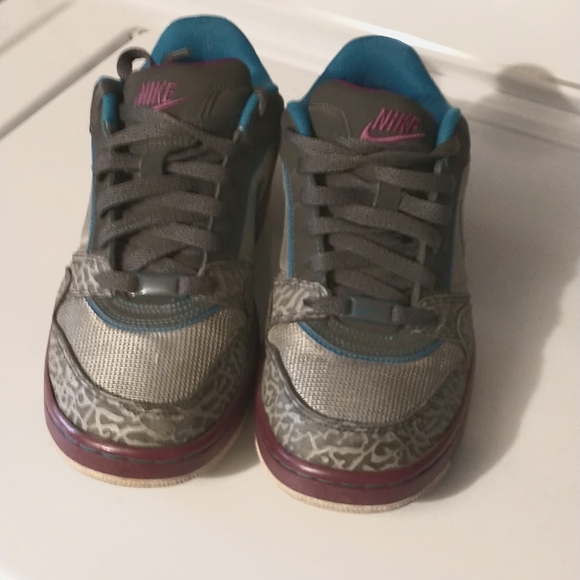 Nike Air Prestige 3 Low size 7.5 - Picture 4 of 4